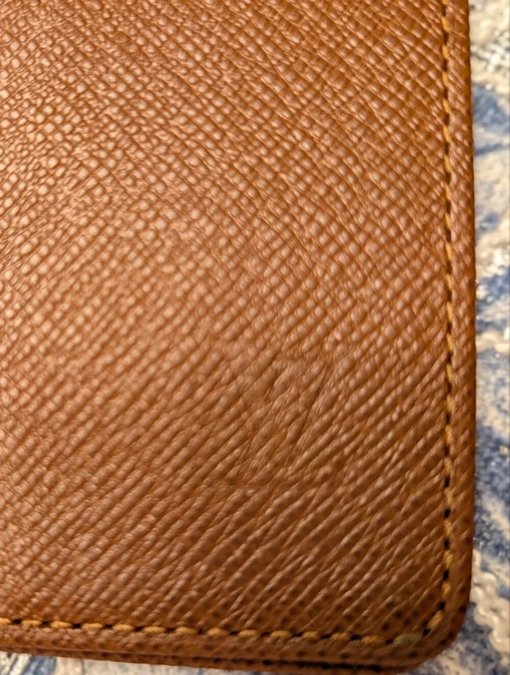 Authentic Vintage Louis Vuitton Taiga Leather Card Holder In Brown Unisex
